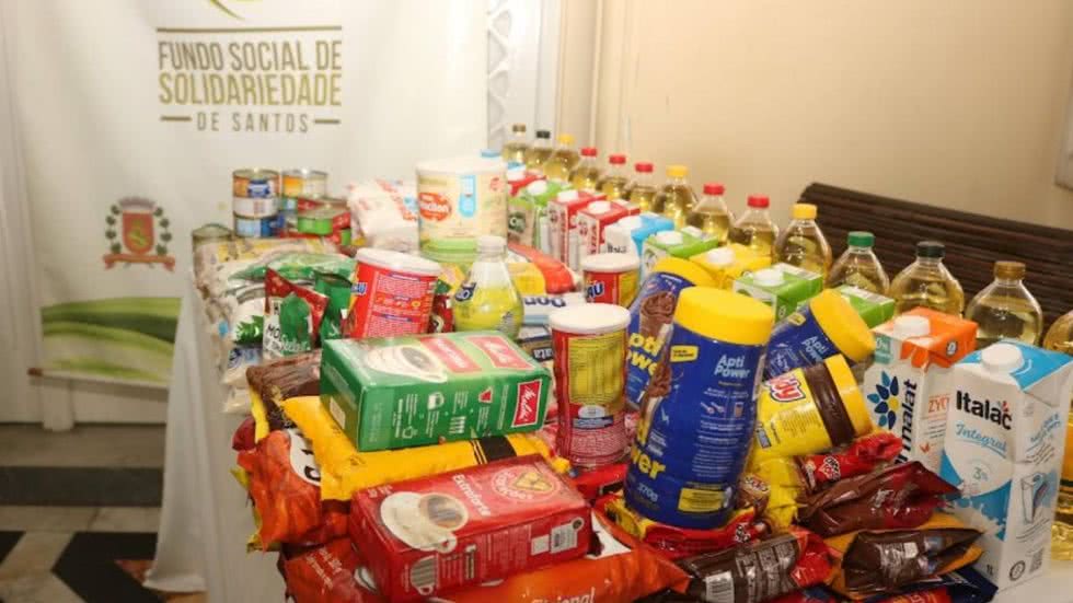 Fundo Social De Santos Recebe Alimentos Arrecadados Em Desfile De Moda