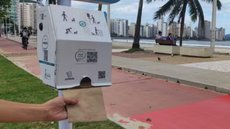 São Vicente implementa totens com dispensers de saquinhos para coleta de fezes de animais - Foto: Divulgação/Prefeitura de São Vicente/G1