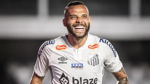 Atacante Guilherme balançou as redes pela quarta vez na temporada - Imagem: Twitter/ @SantosFC