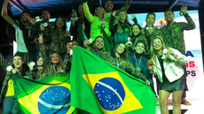 Na principal categoria entre equipes, a Nations Pro, o Brasil garantiu o primeiro e terceiro lugares - Imagem: Divulgação