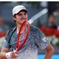 O brasileiro João Fonseca, número 30 do mundo, estreia no torneio francês como cabeça de chave número 28 - Foto: THOMAS COEX / AFP