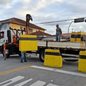 Motoristas e passageiros devem redobrar a atenção devido às obras na Avenida Jovino de Melo, com bloqueios até o final do mês - Foto: Divulgação/ Prefeitura de Santos