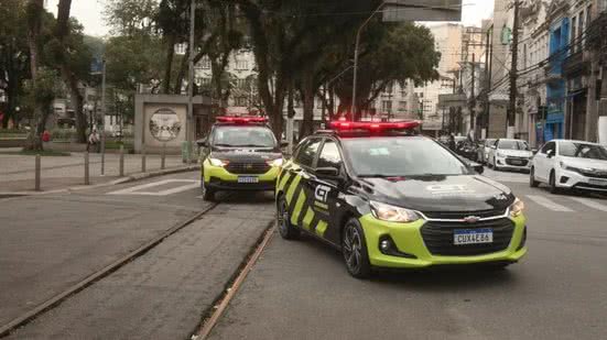 Ação conjunta entre a Companhia de Engenharia de Tráfego (CET) da cidade, em parceria com a empresa Impactrans Mobilidade Urbana Ltda. - Imagem: Divulgação/Carlos Nogueira/Prefeitura de Santos