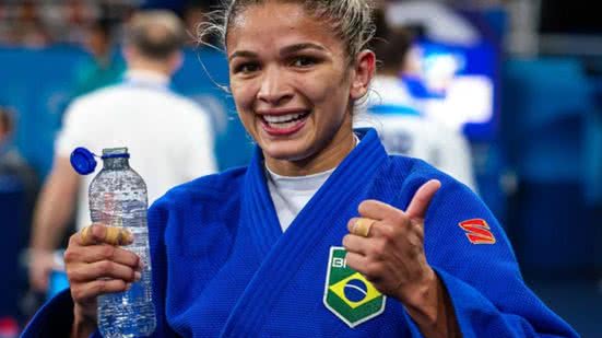 Conheça Larissa Pimenta, primeira mulher brasileira medalhista em Paris - Imagem: Reprodução/Instagram