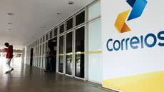 Correios lançará dois novos editais para concurso público com salários de até R$ 3 Mil - Imagem: Reprodução/ Marcelo Camargo/ Agência Brasil