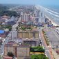 Orla de Mongaguá passa por um projeto de reurbanização que prevê a substituição de quiosques de madeira por estruturas de alvenaria - Imagem: Divulgação/Prefeitura de Mongaguá