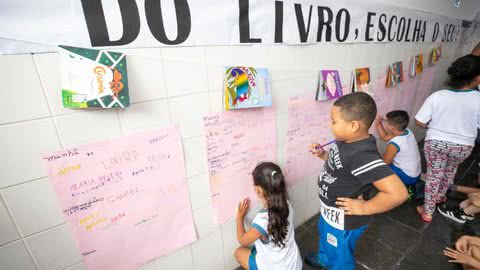 Escola de Praia Grande promove ação de incentivo à leitura - Imagem: reprodução Prefeitura de Praia Grande