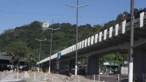 Substituição dos aparelhos de apoio do Elevado é iniciada no Centro de Santos - Imagem: reprodução Prefeitura de Santos