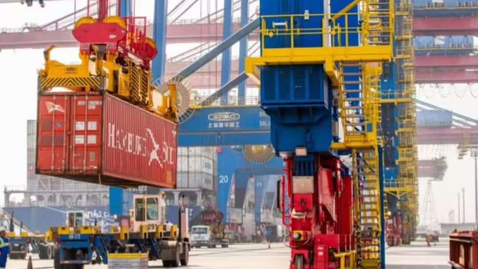 Empresa portuária oferece 200 vagas de emprego; saiba como se inscrever - Imagem: reprodução Santos Brasil