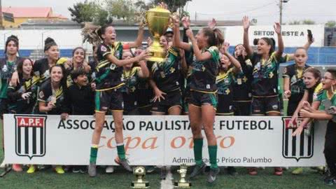 Guarujá conquista título inédito no futebol feminino; saiba mais - Imagem: Reprodução/Prefeitura de Guarujá