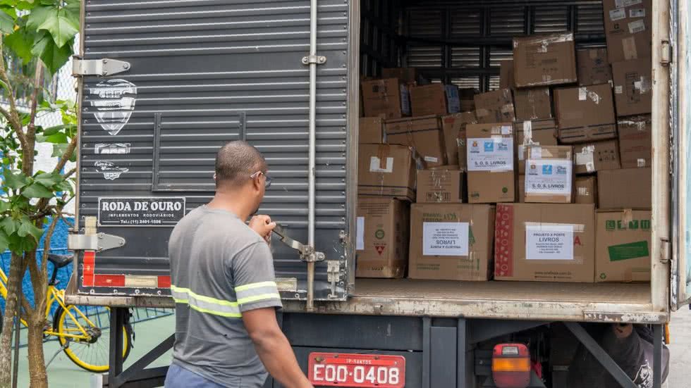 Guarujá envia 15 mil livros para as vítimas das enchentes no RS - Imagem: Reprodução/Prefeitura de Guarujá