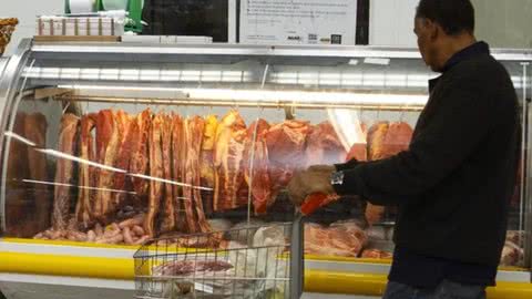 Reforma tributária reduz imposto sobre remédio e mantém carne fora da cesta básica - Imagem: Reprodução | X (Twitter) - @jornaldocomercio