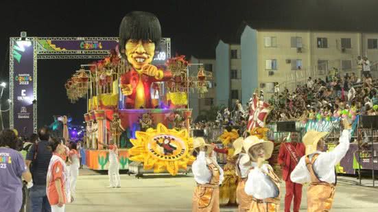 Carro alegórico da escola de samba Independência - Imagem: Reprodução/PMS