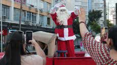Papai Noel chega em sua casa, em Santos; saiba como visitá-lo - Imagem: reprodução Prefeitura de Santos