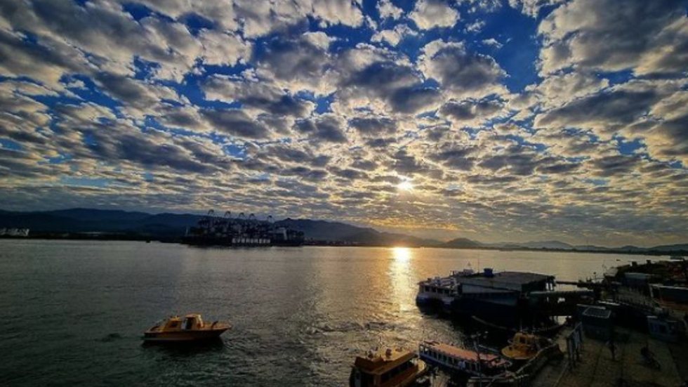 Porto de Santos - Imagem: Reprodução / Instagram @varela_maisumclick