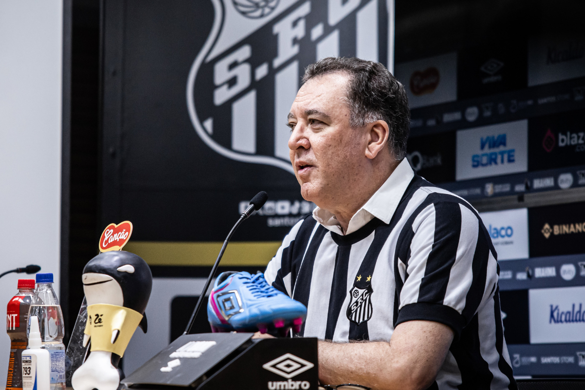 Marcelo Teixeira em entrevista coletiva na Vila Belmiro - Imagem: Raul Baretta/ Santos FC